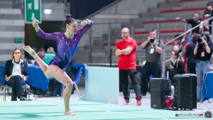 serie b sfe07191 copia copia simone ferraro ph